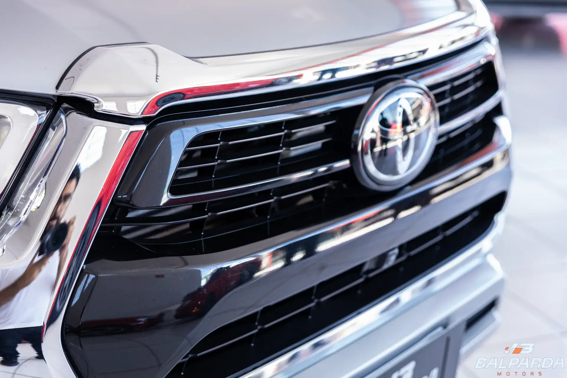 Toyota Hilux CDSRXA 4FD - foto 5