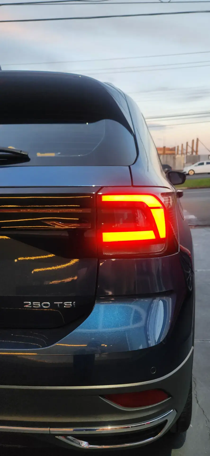 Volkswagen T-Cross Highline 250 TSI - foto 3