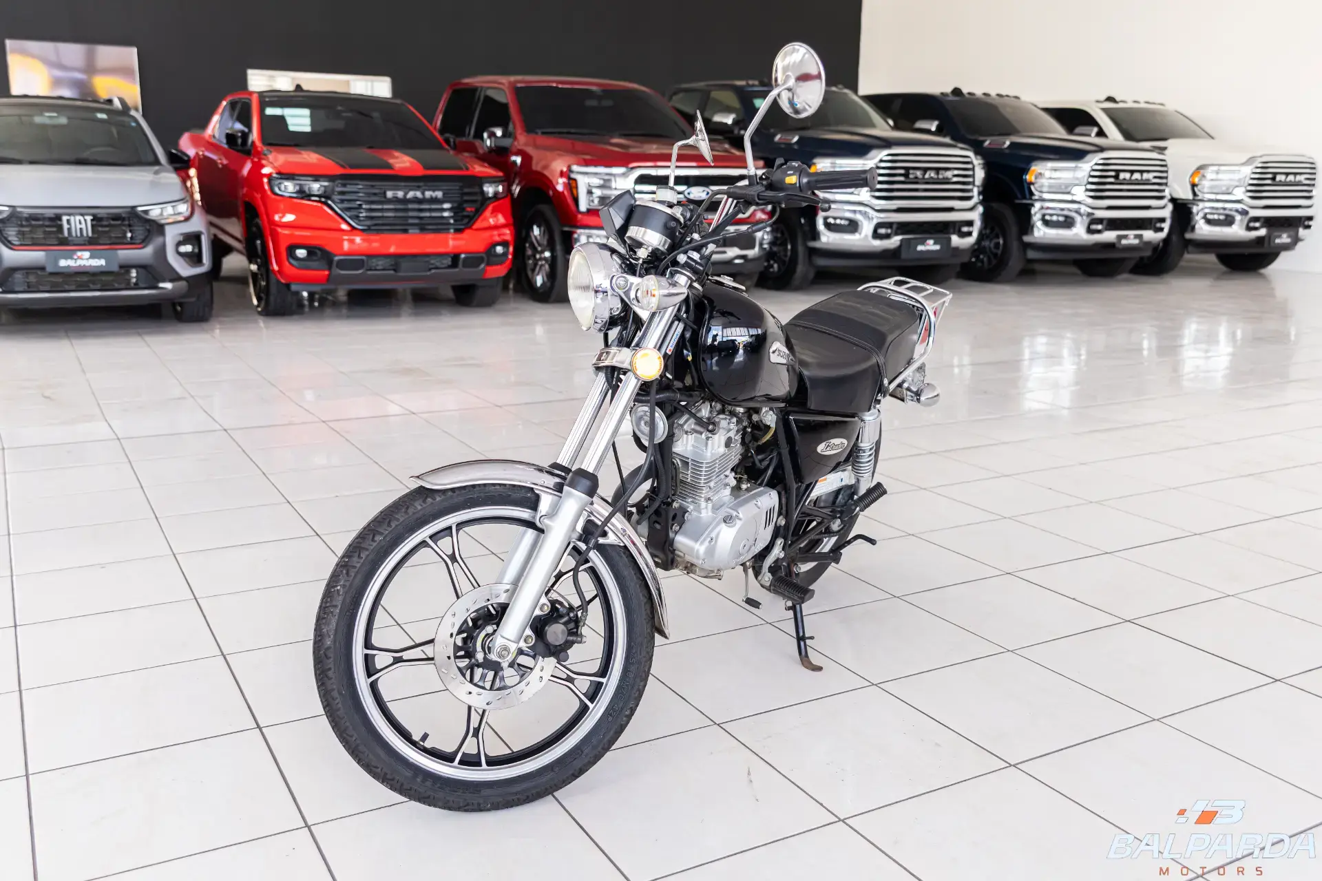 SUZUKI INTRUDER - foto 6