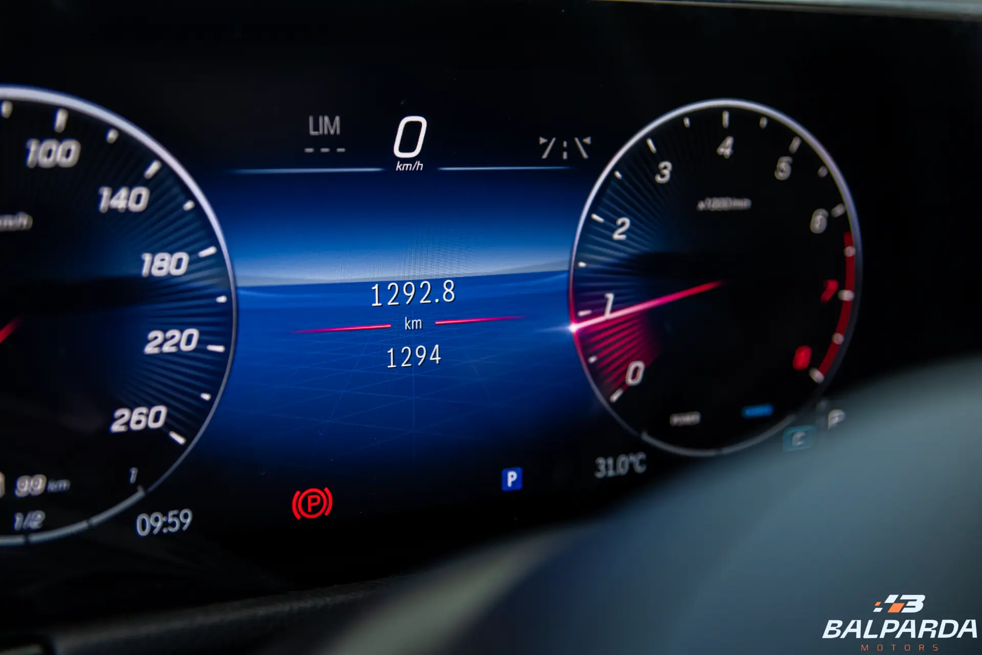 Mercedes Benz GLA 200 AMG Line - foto 8