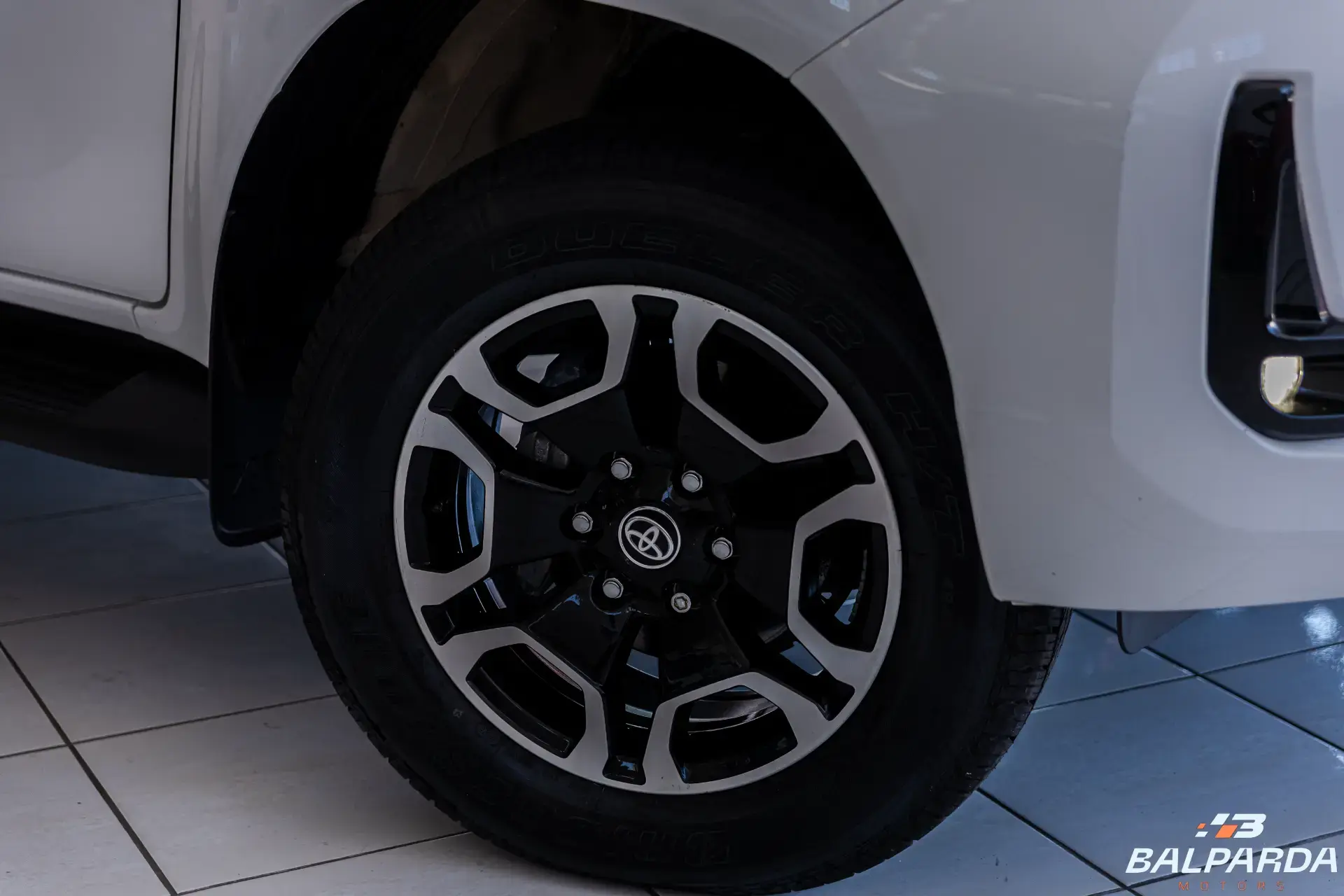 Toyota Hilux CDSRXA 4FD - foto 4