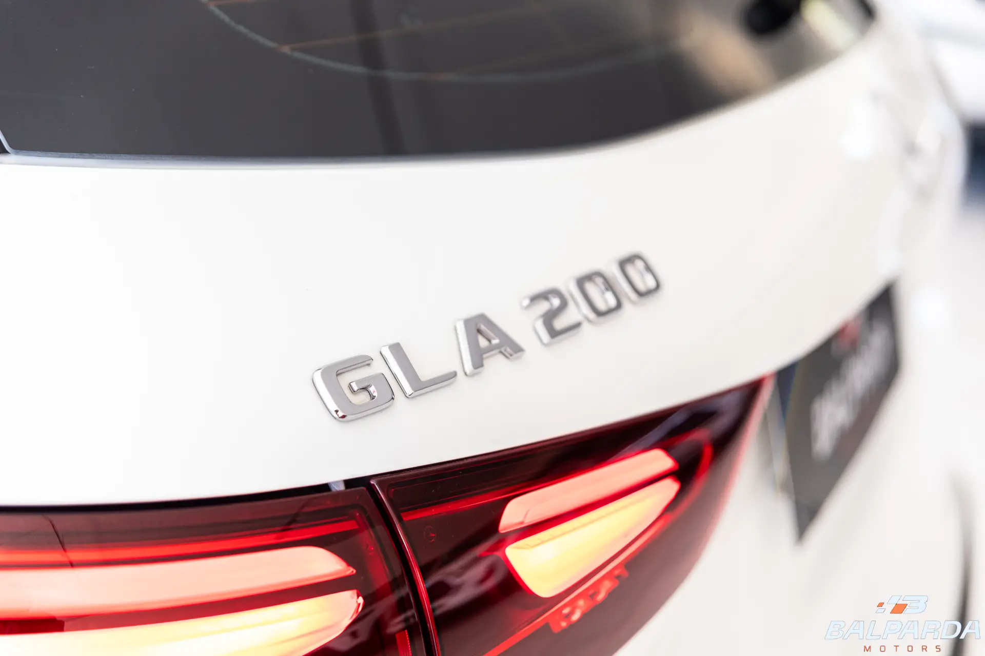 Mercedes Benz GLA 200 AMG Line - foto 16