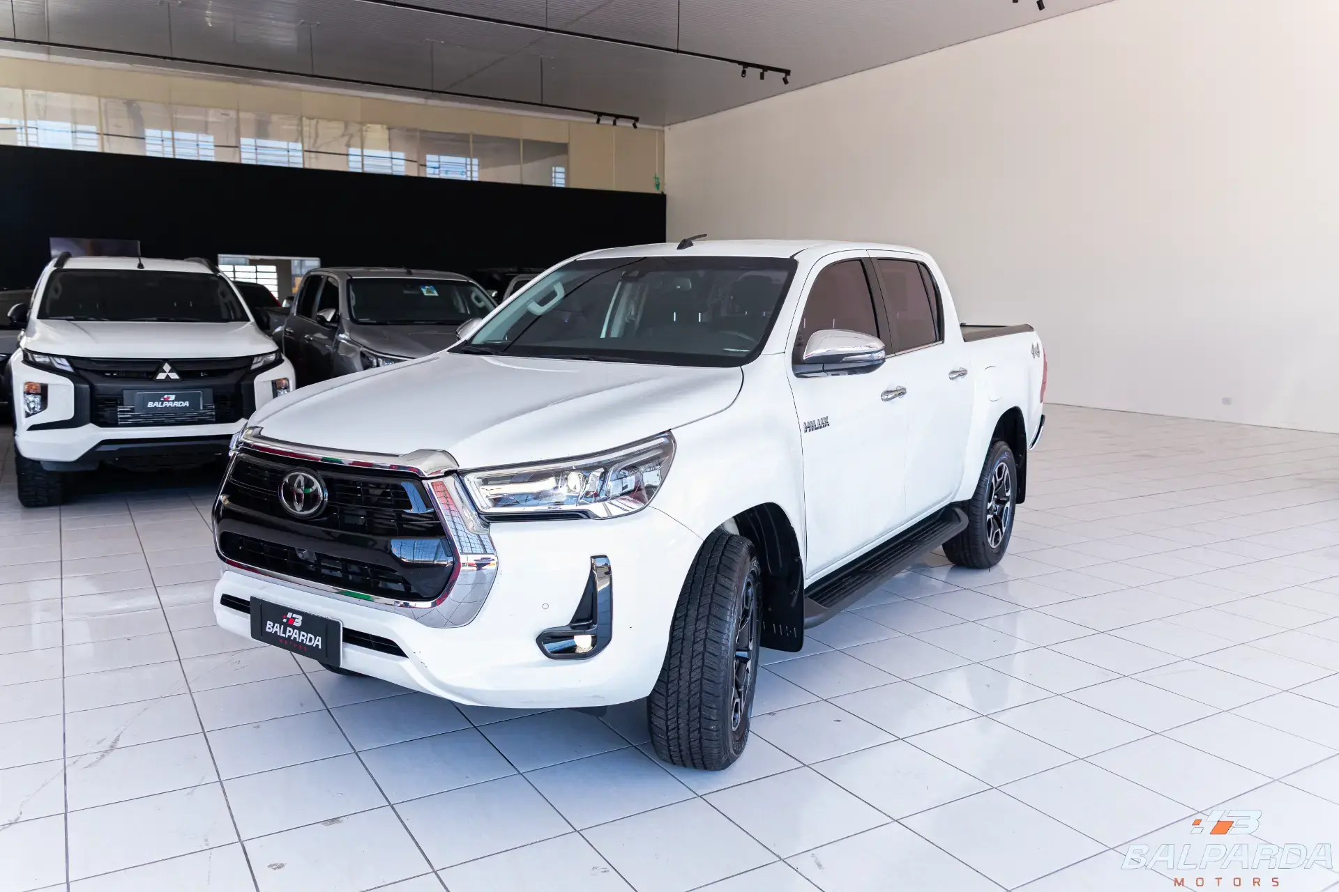 Toyota Hilux CDSRXA 4FD - foto 2