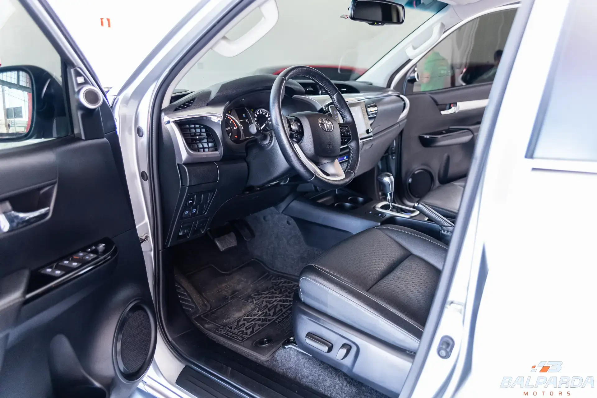 Toyota Hillux CDSRXA 4FD - foto 16