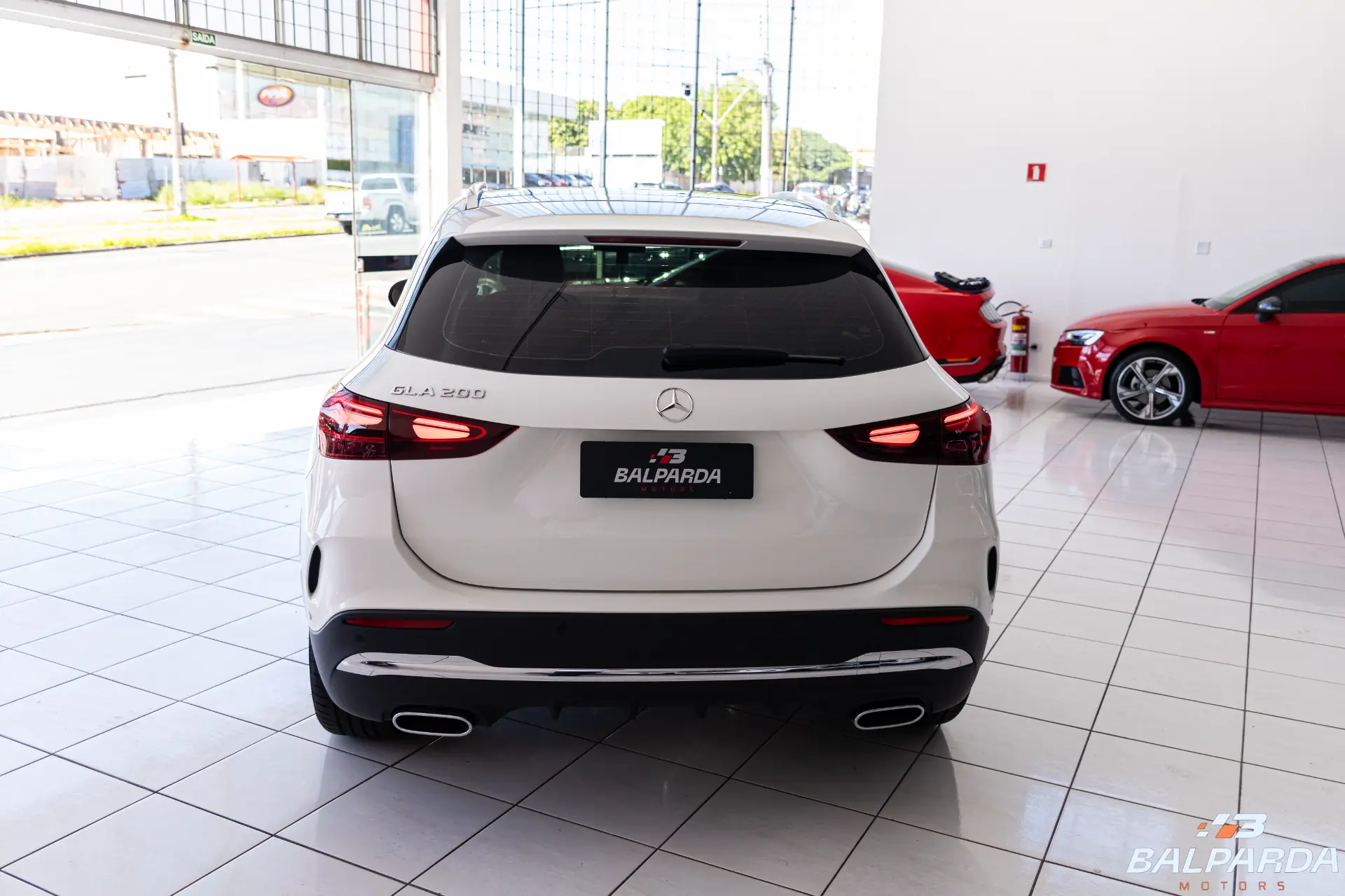 Mercedes Benz GLA 200 AMG Line - foto 6