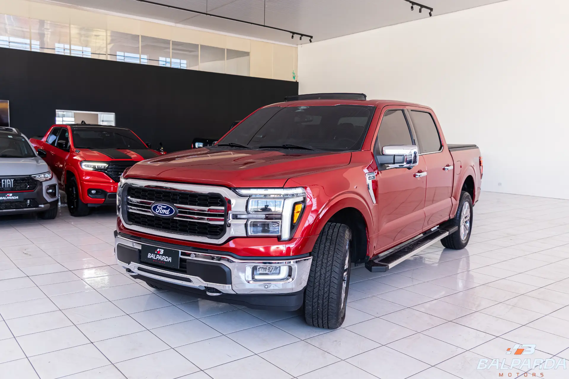 Ford F-150 4X4 Crew 5.0L V8L