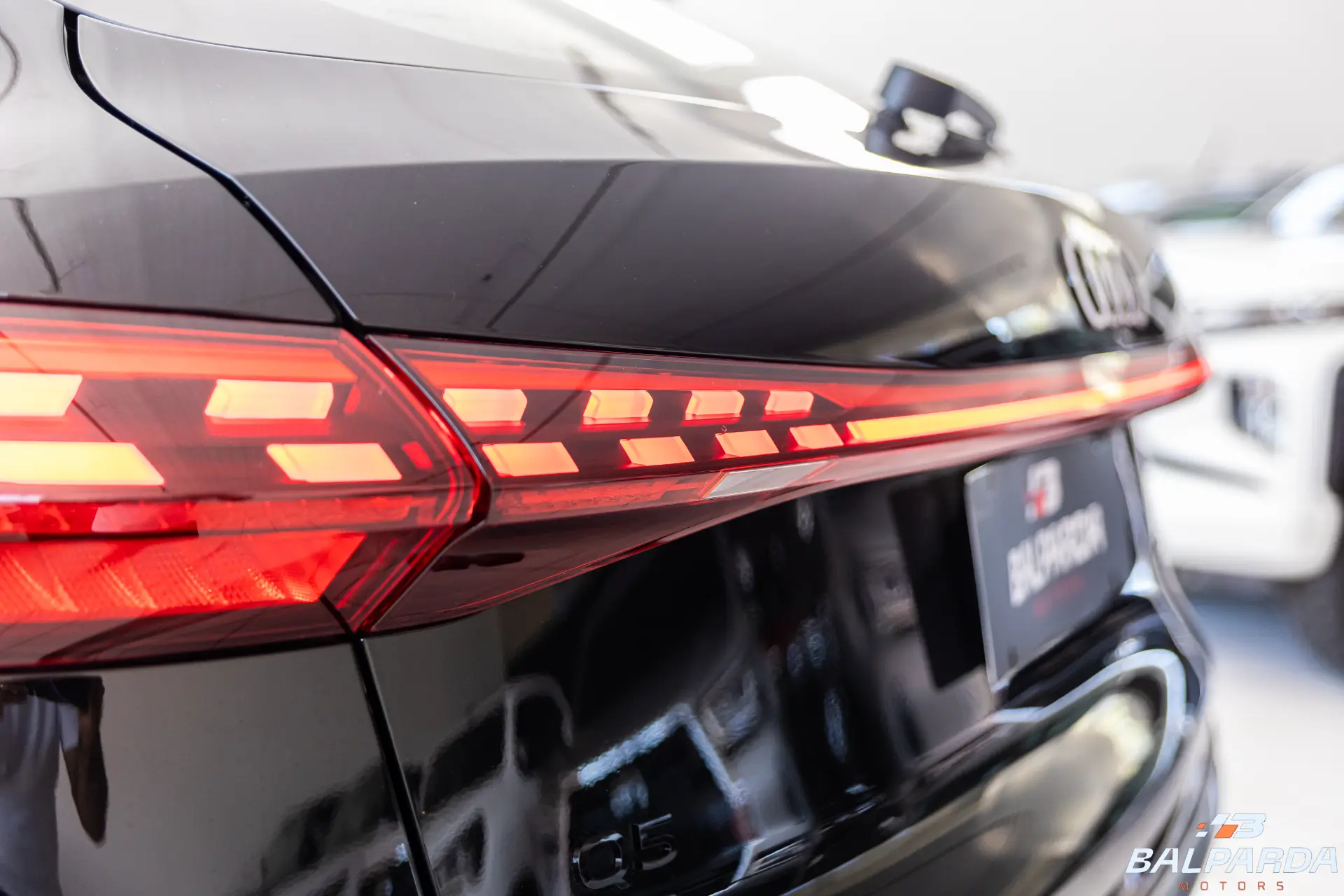 AUDI Q5 SB 2.0 TFSI - foto 7