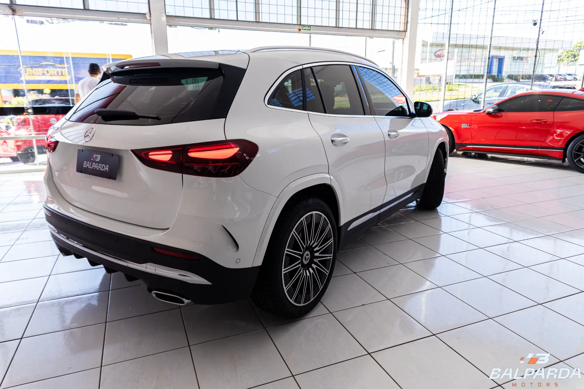 Mercedes Benz GLA 200 AMG Line - foto 7