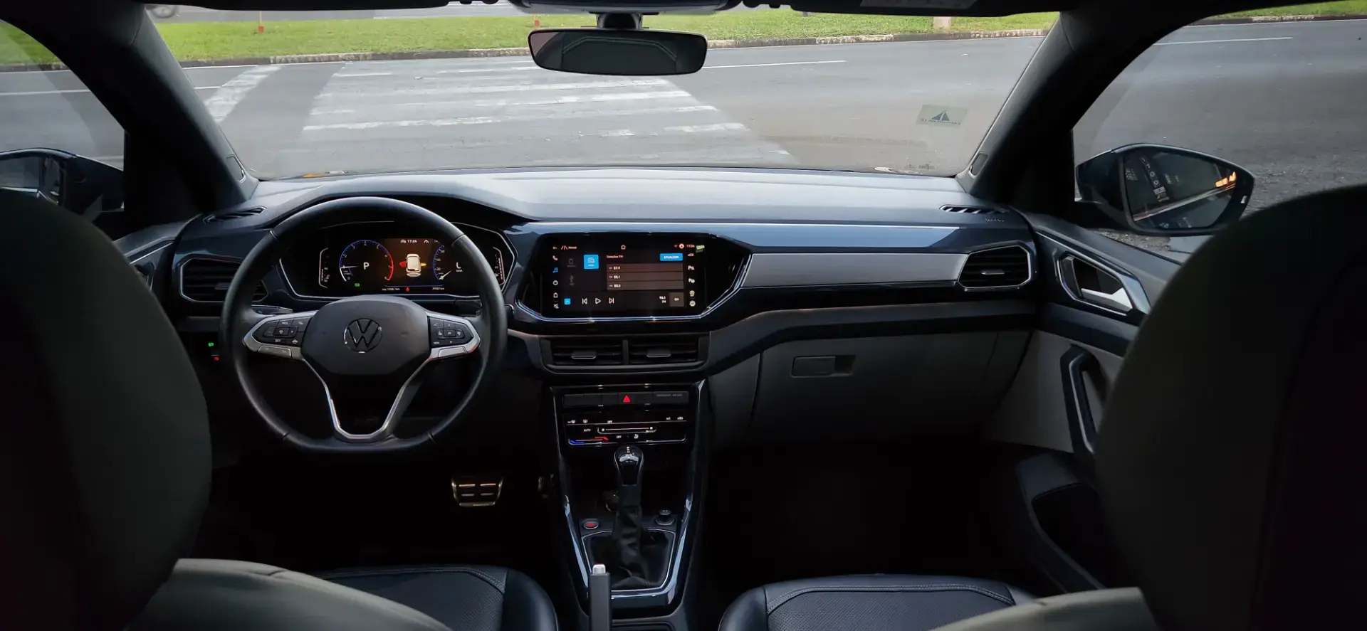 Volkswagen T-Cross Highline 250 TSI - foto 9