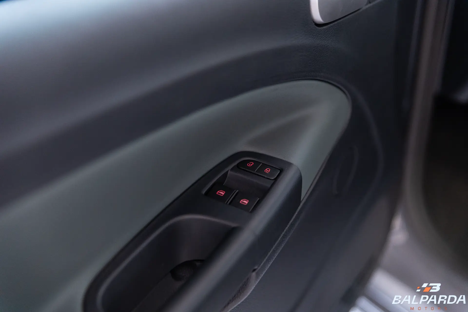 Volkswagem Saveiro CD EX MF - foto 12