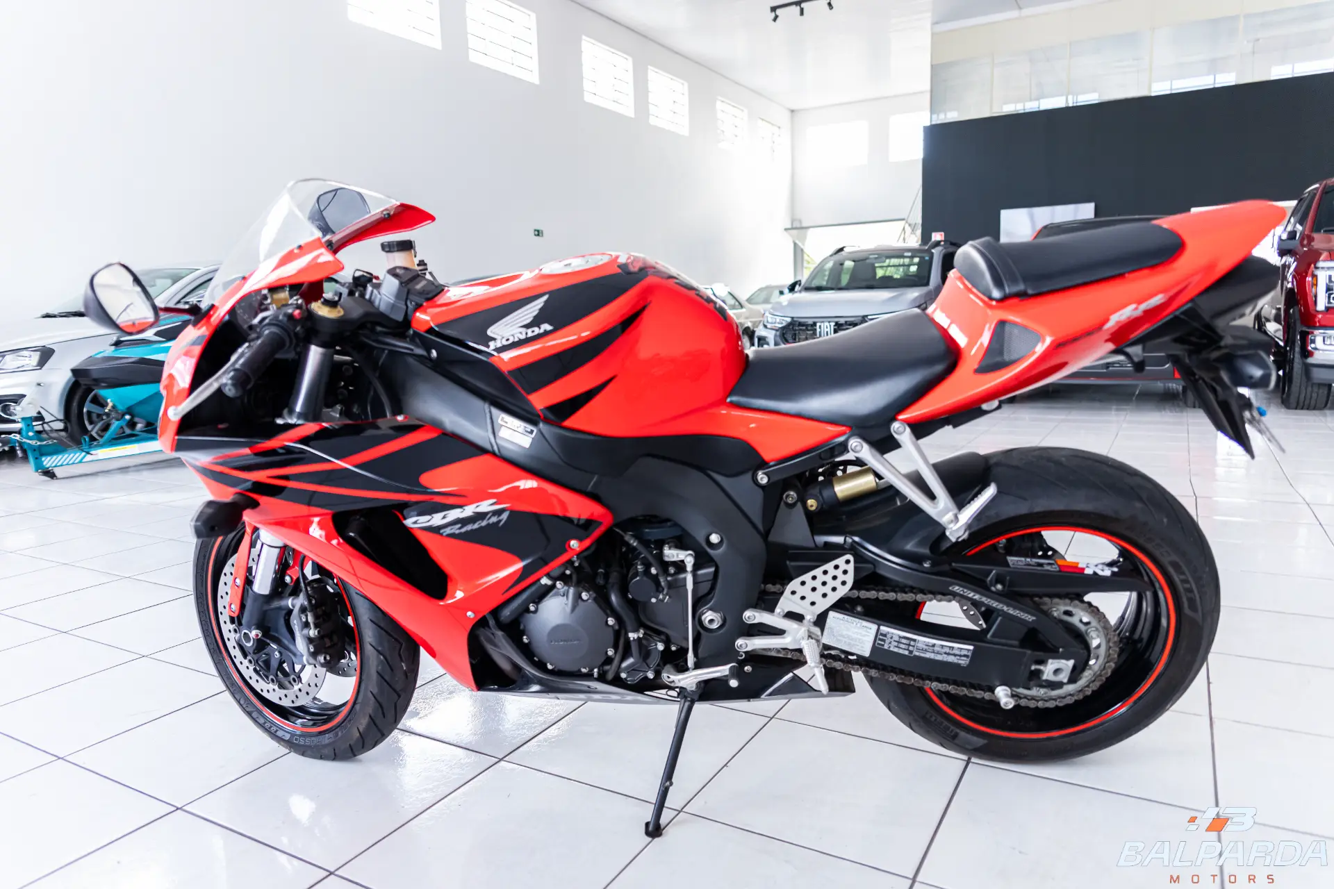 CBR 1000RR - foto 9