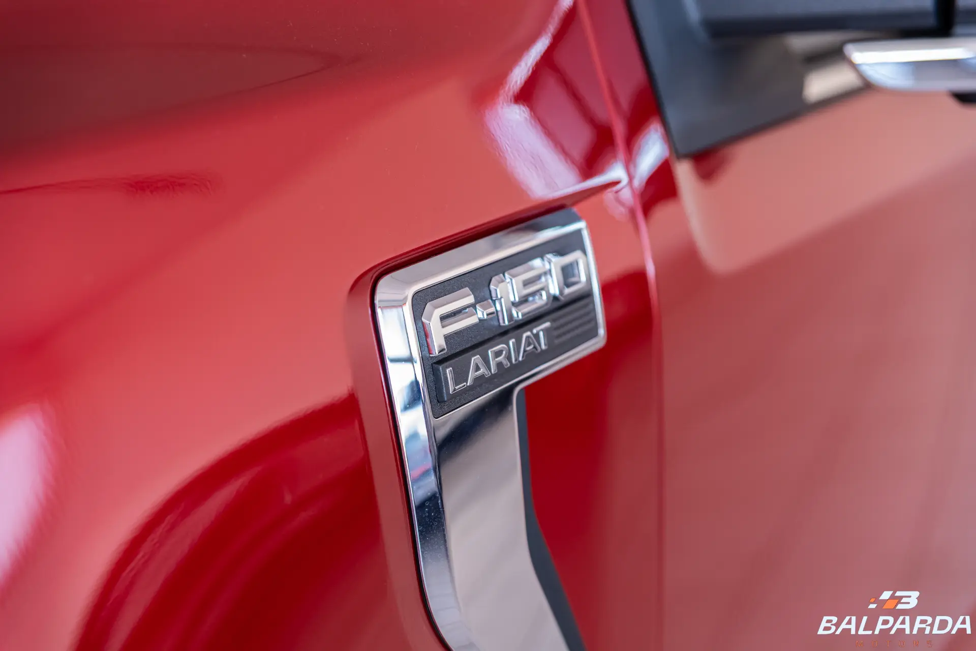 Ford F-150 4X4 Crew 5.0L V8L - foto 8